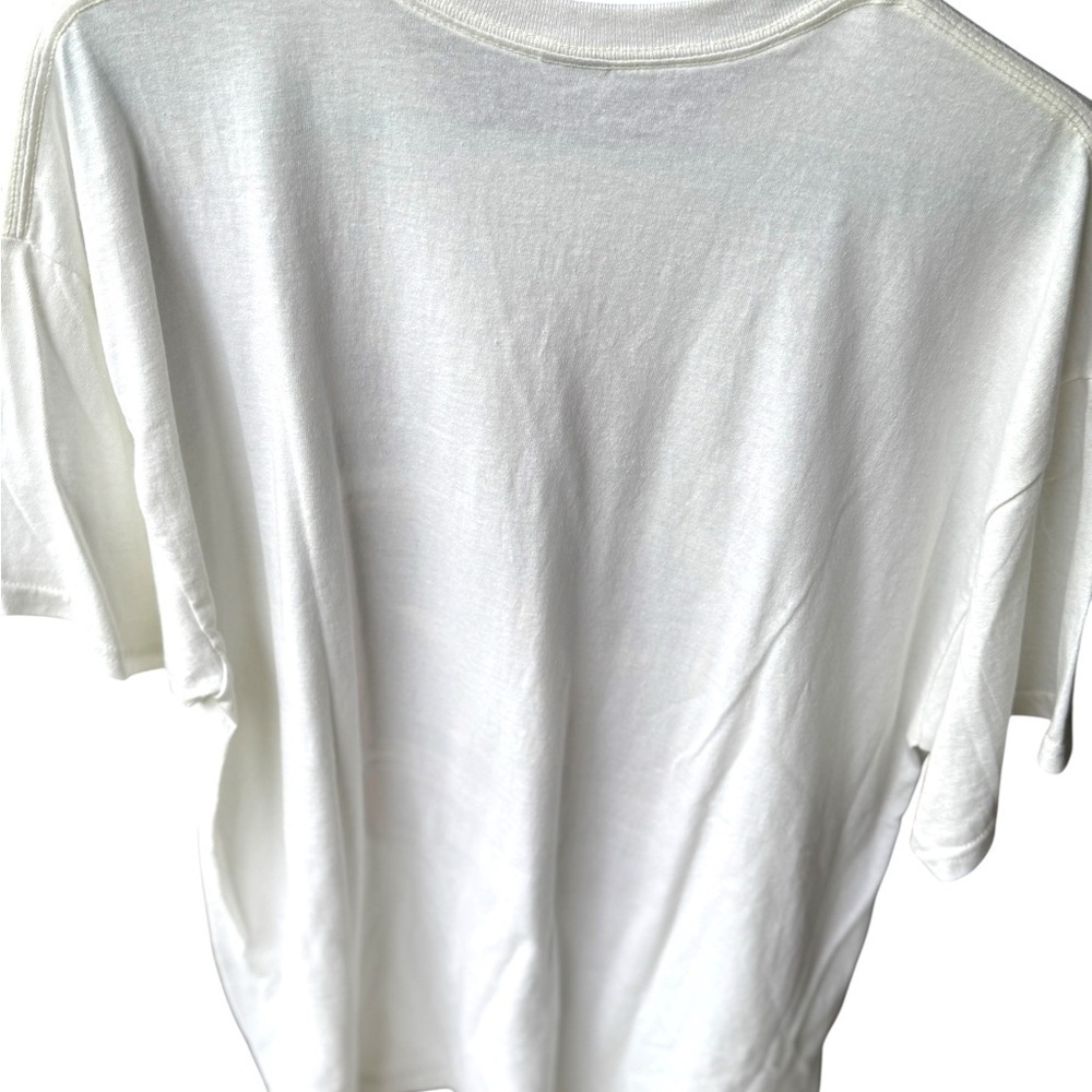 Gildan Unisex XL White T-Shirt "My Grandson Defends Freedom" Graphic - Picture 4 of 5